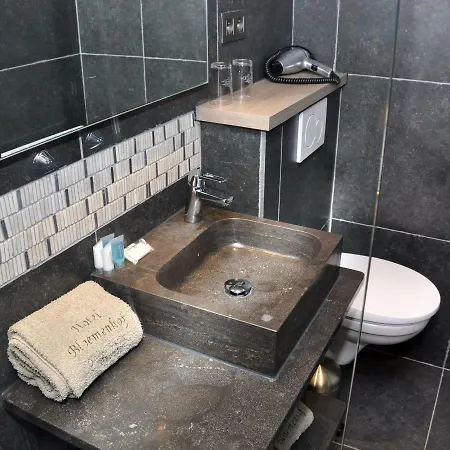 Boutique Het Bloemenhof Ξενοδοχείο Μπριζ